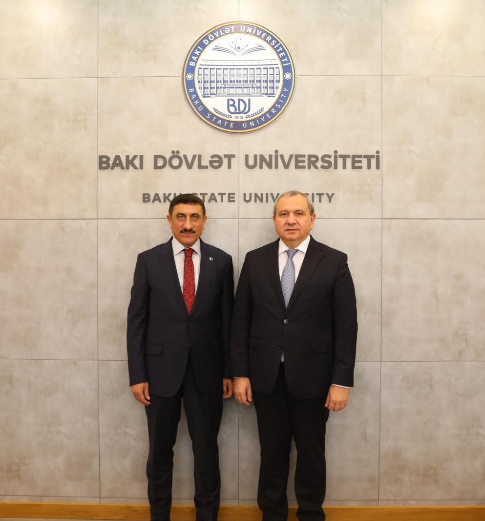 Rektörümüz Prof. Dr. Zekeriya Akman, Bakü Devlet Üniversitesi Rektörü Prof. Dr. Elçin Səfərəli oğlu Babayev ile Bir Araya Geldi