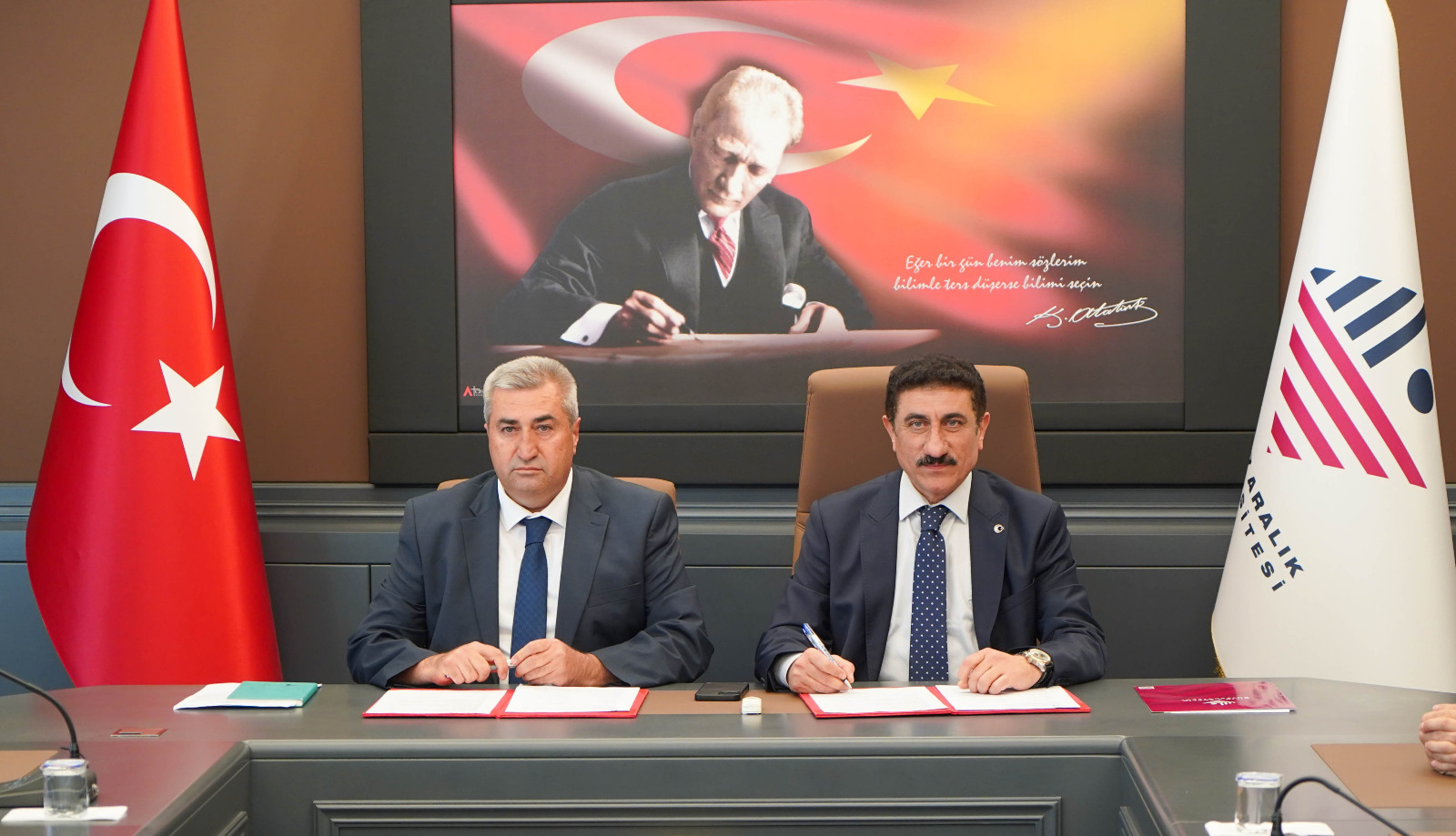 Rektörümüz Prof. Dr. Zekeriya Akman, Bakü Büyükelçisi Prof. Dr. Birol Akgün’ü Ziyaret Etti